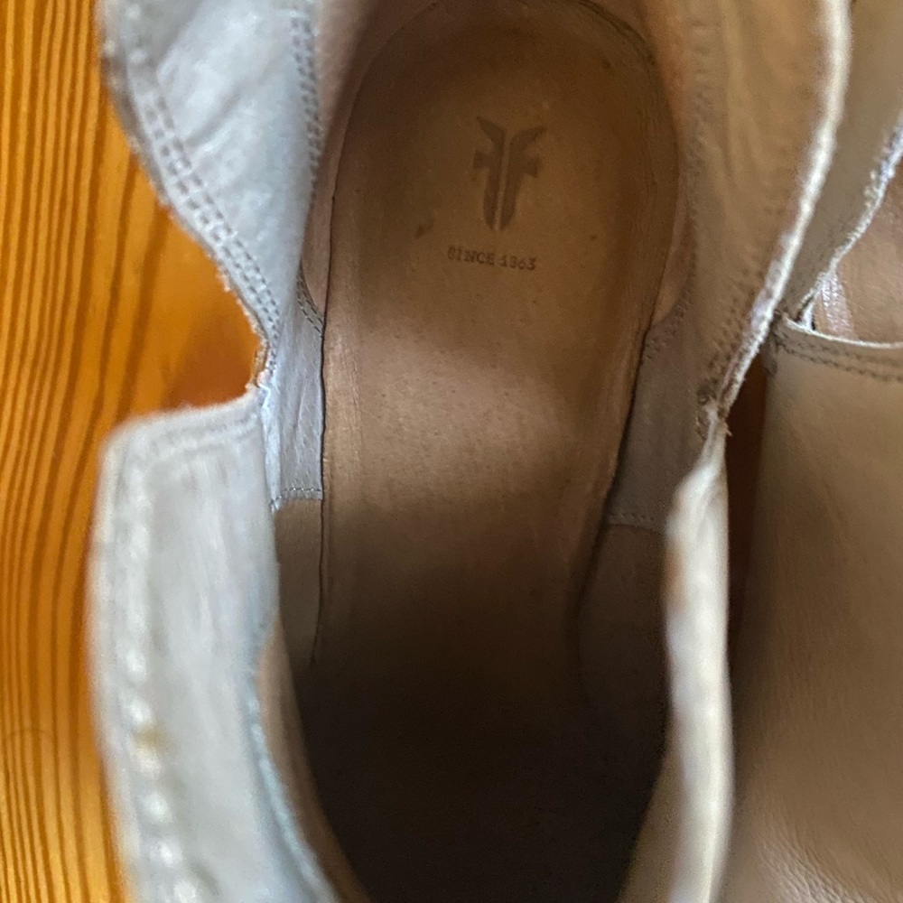 Frye Boots - Picture 5 of 8